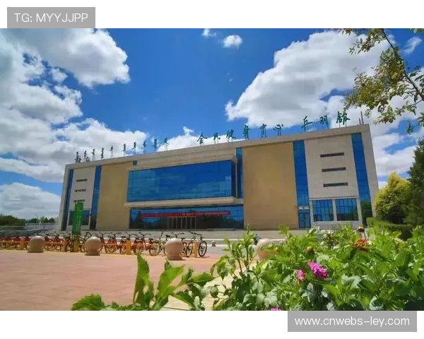 鄂托克前旗排球场地达104处,社区及学校体育馆免费向社会开放 鄂托克前旗排球场地达104处,社区及学校体育馆免费向社会开放