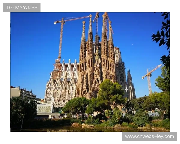 皇马伯纳乌球场改建数据披露，智能座舱技术提升观赛体验
